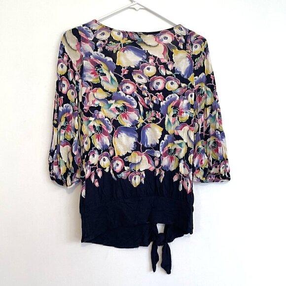 VANESSA VIRGINIA Luxe Blossoms Tee Navy Multi Floral Tie Knot 3/4 Sleeve Blouse - Picture 11 of 13